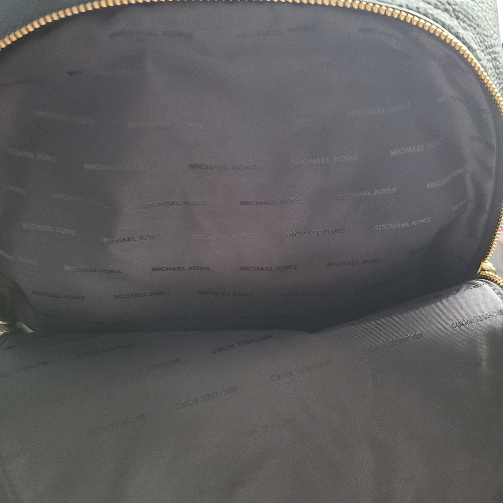 Michael kors backpack - Picture 11 of 11